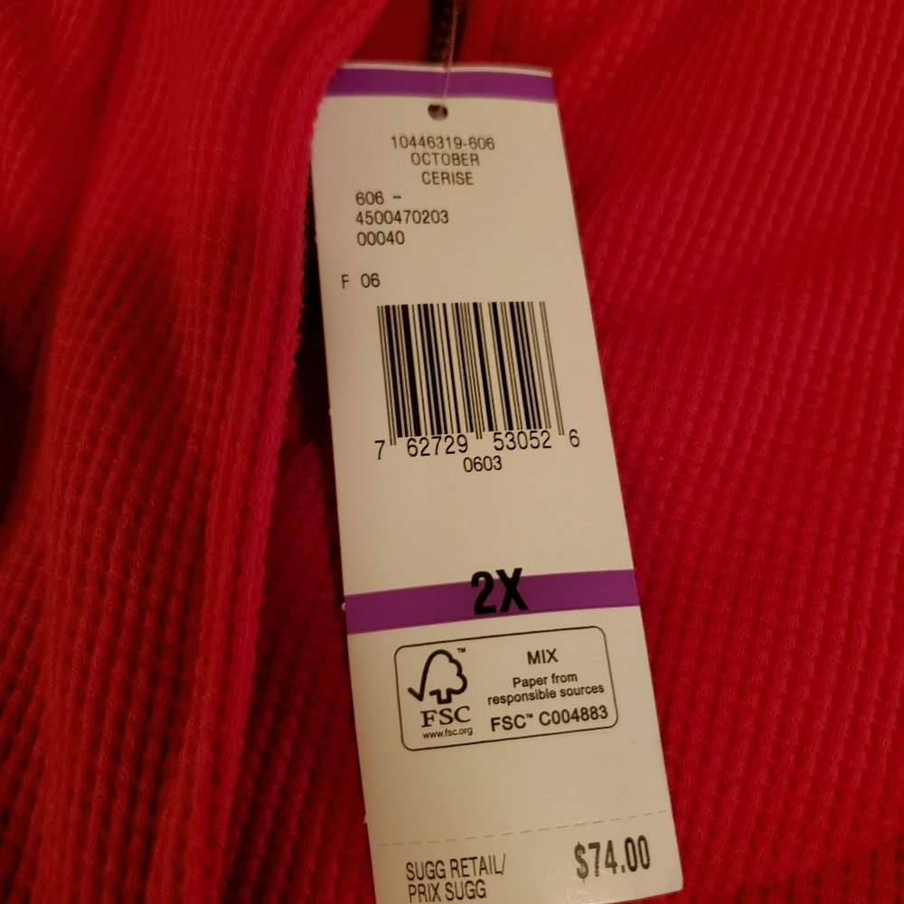Jones New York size 2x hot pink quilted Vest. Zips and buttons. NWT - Picture 3 of 10